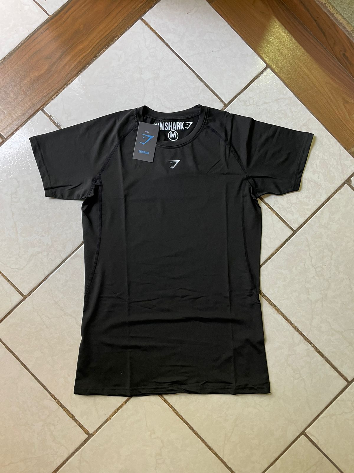 PLAYERA COMPRESION GYMSHARK