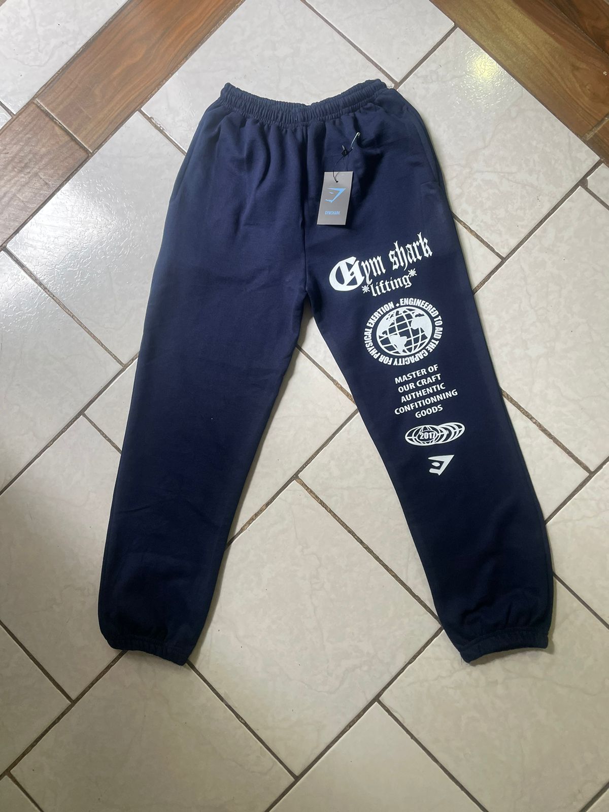 Pans JOGGER YOUNGLA, GYMSHARK Y DARCSPORT